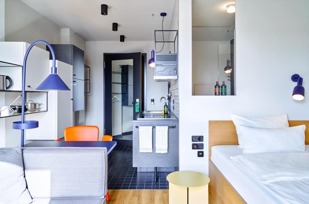 Stayery Bielefeld Hauptbahnhof Екстериор снимка