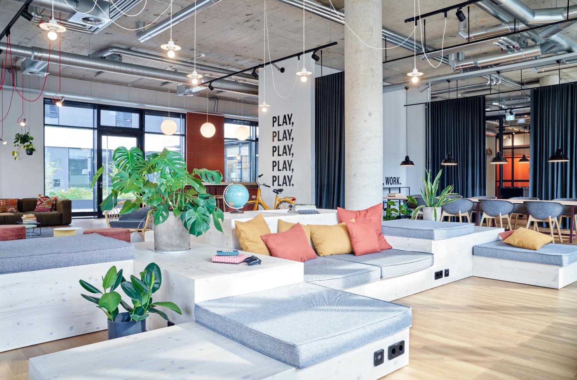 Stayery Bielefeld Hauptbahnhof Екстериор снимка